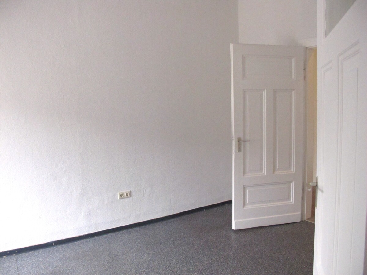 Schön und geräumig im Altbau - Foto 4